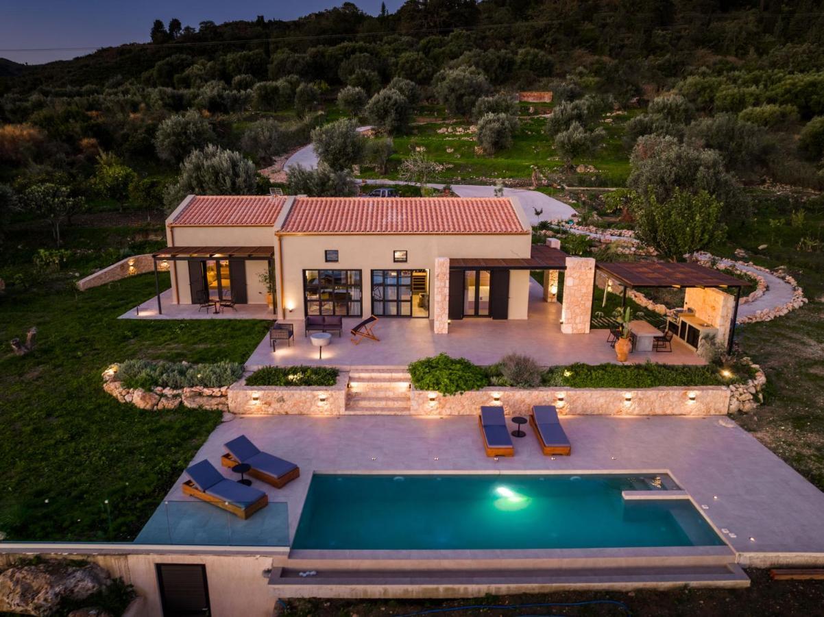 Ktima Agrapidos - Grandpa Villa Poros  Buitenkant foto